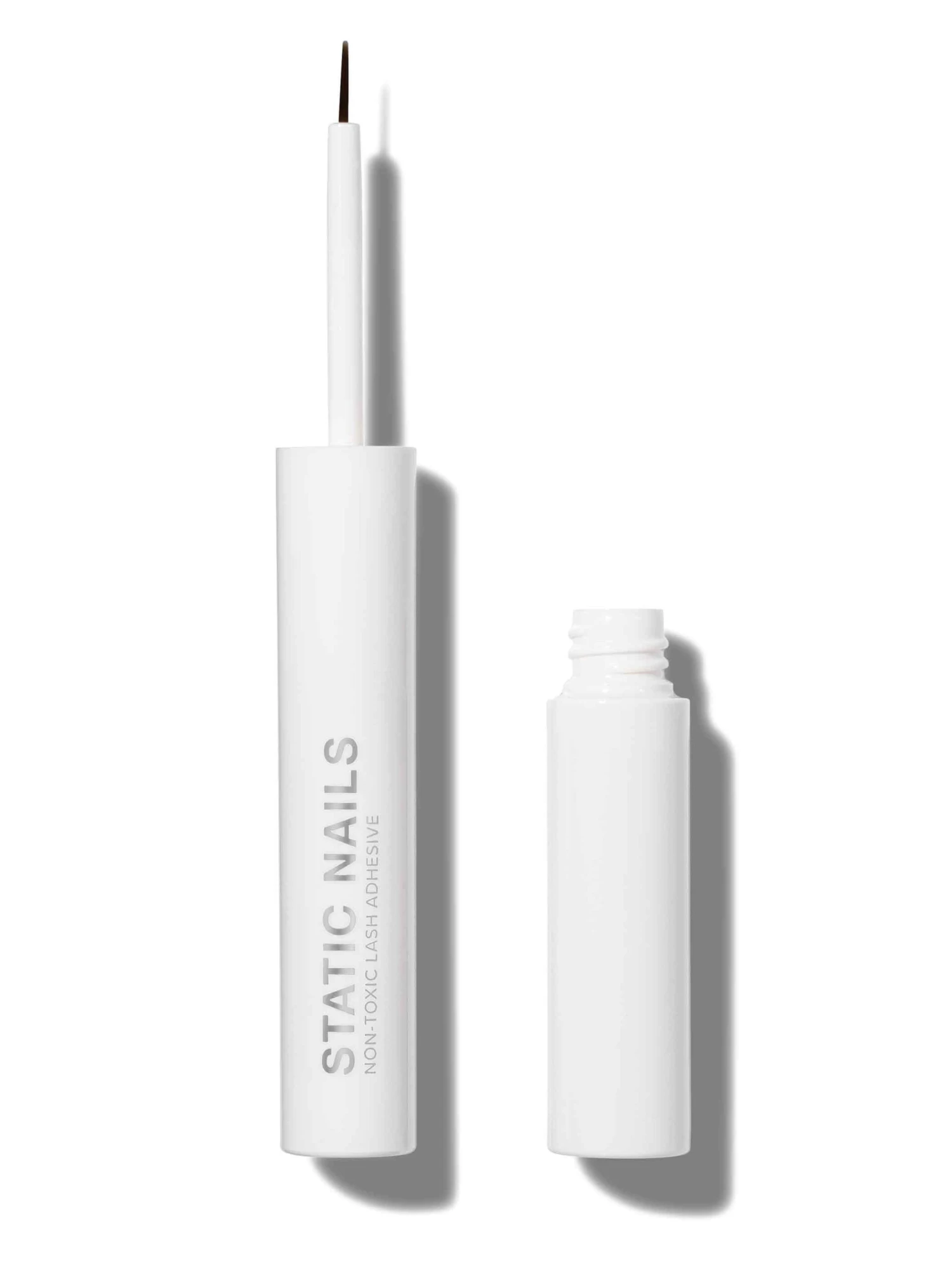 STAY IN PLACE, 3-IN-1 NON-TOXIC LASH ADHESIVE LINER 4 STAY IN PLACE, 3-IN-1 NON-TOXIC LASH ADHESIVE LINER - Image 2