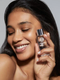 Cheap Nails Store 23 CRYSTAL CLEAR EYE MAKEUP REMOVER